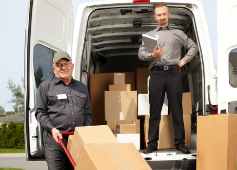 Moving van service in Soho with urban transport support