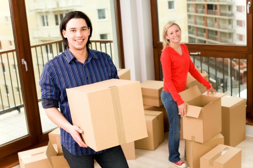 Soho moving truck service for home and business relocations